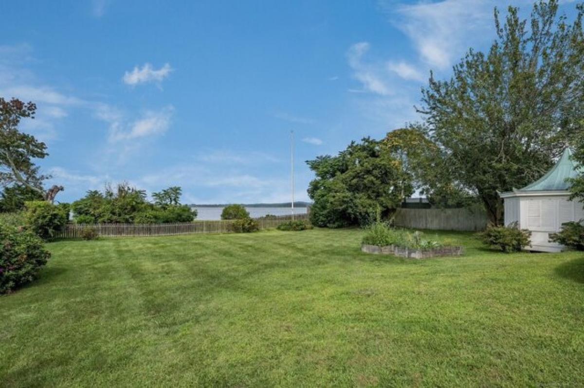 Picture of Home For Sale in Old Saybrook, Connecticut, United States