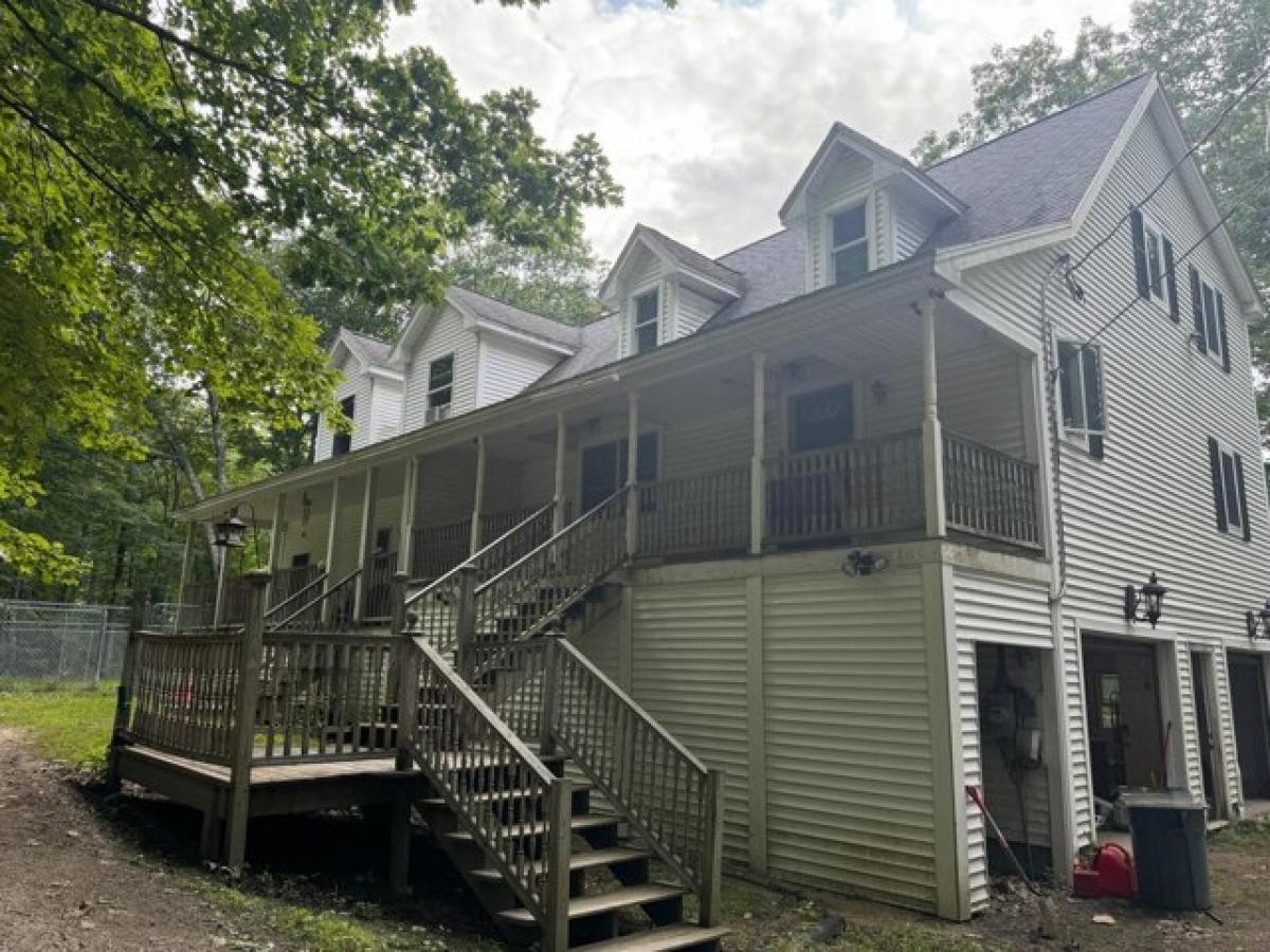 Picture of Home For Sale in Arundel, Maine, United States