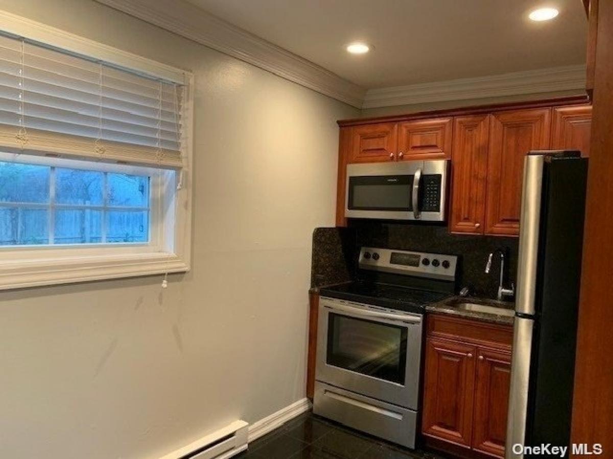 Picture of Apartment For Rent in Deer Park, New York, United States