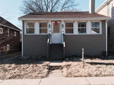 Home For Rent in Richmond Heights, Missouri