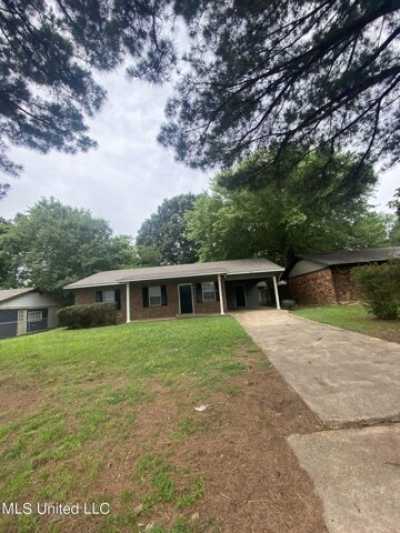 Home For Sale in Horn Lake, Mississippi