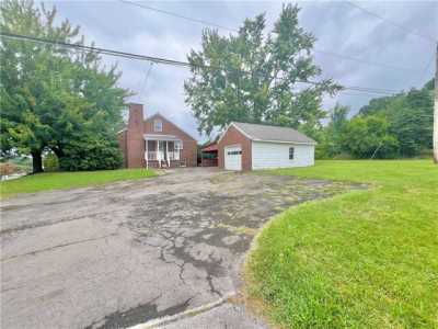 Home For Sale in New Castle, Pennsylvania