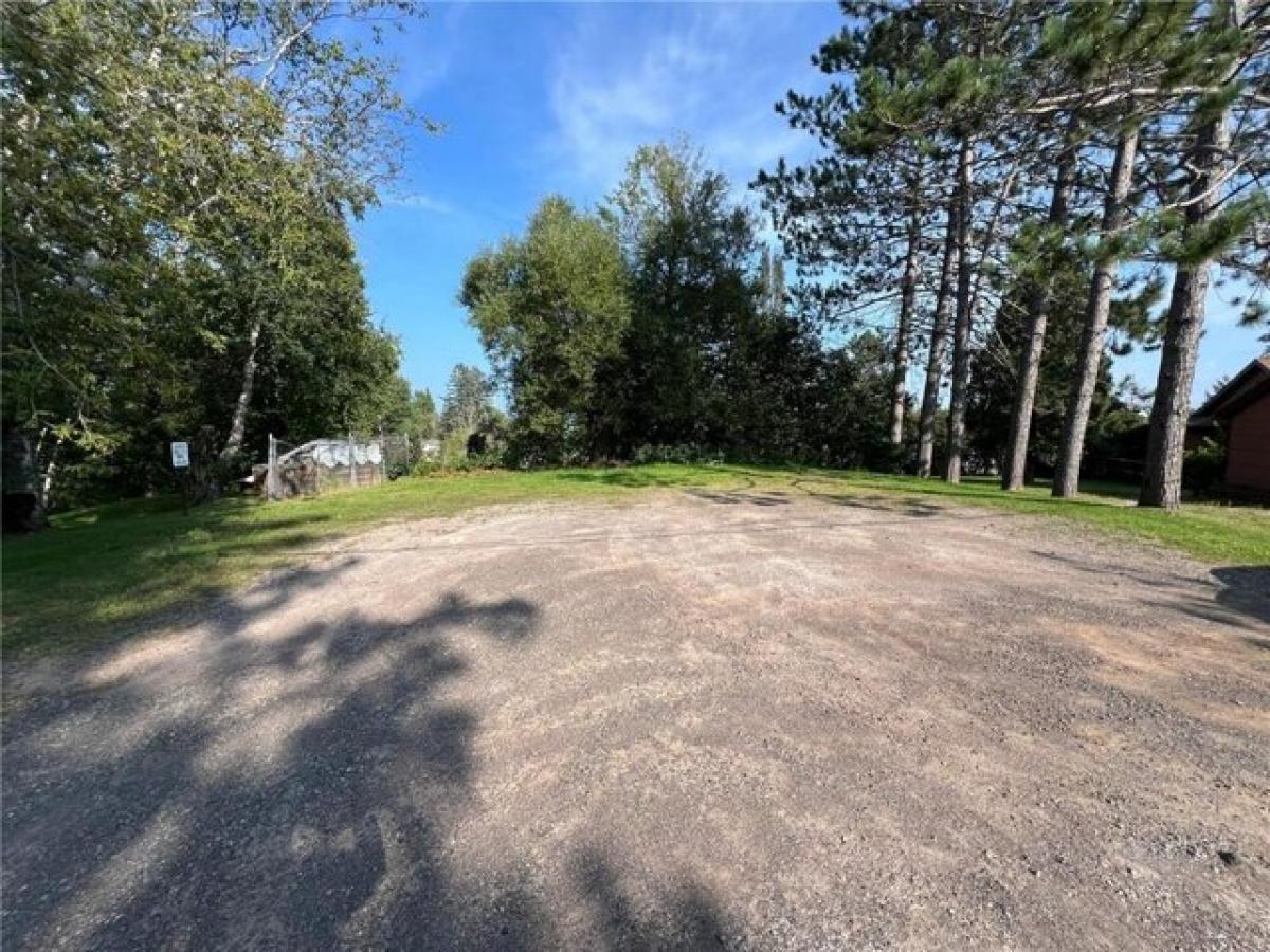 Picture of Residential Land For Sale in Duluth, Minnesota, United States