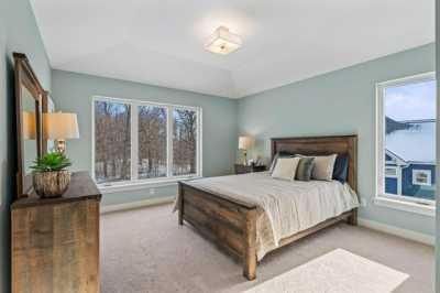 Home For Sale in Pewaukee, Wisconsin