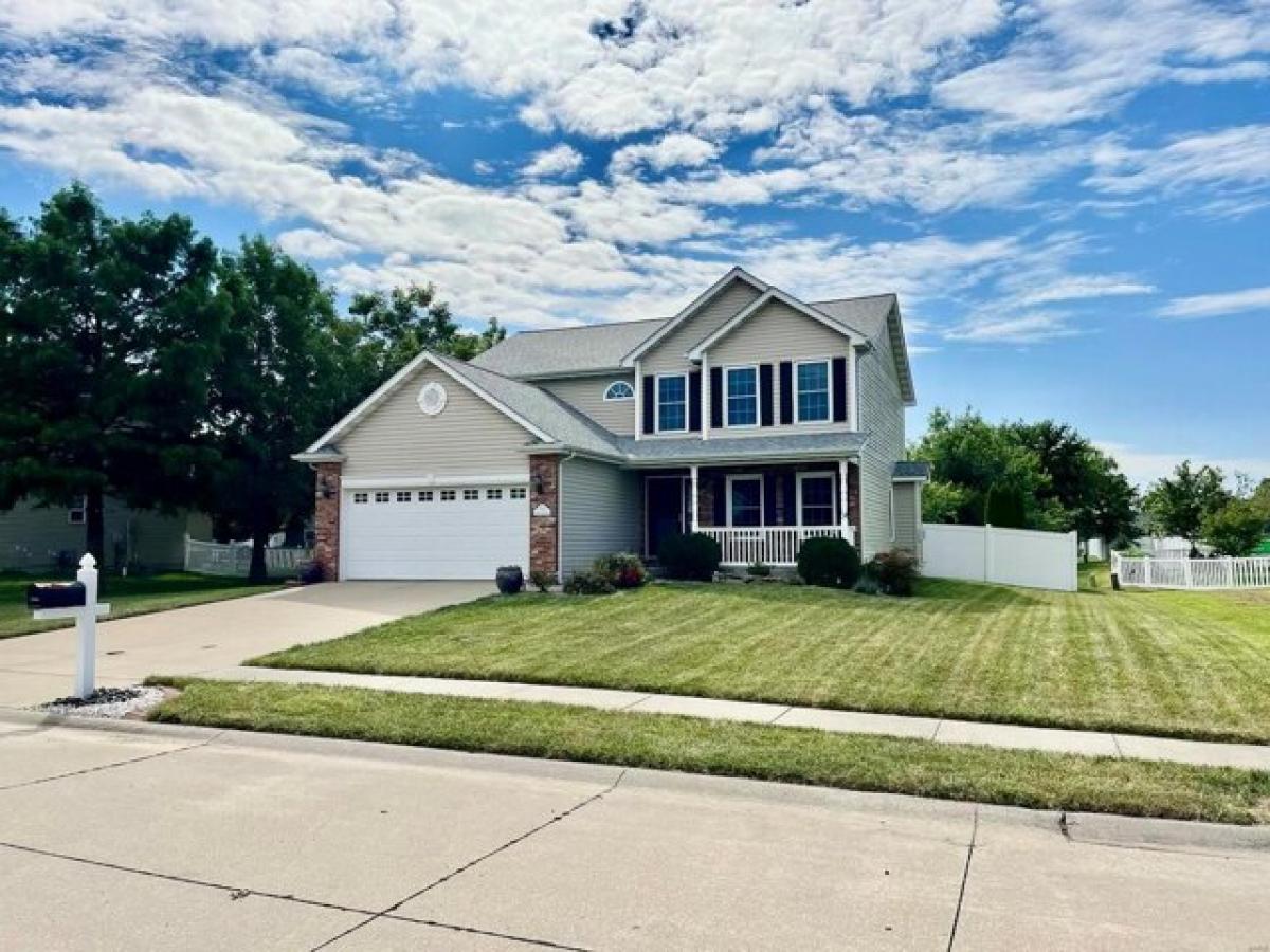 Picture of Home For Sale in Mascoutah, Illinois, United States