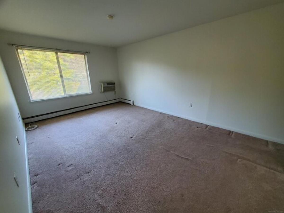 Picture of Home For Rent in Cromwell, Connecticut, United States