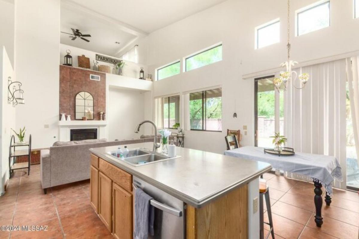 Picture of Home For Sale in Sahuarita, Arizona, United States