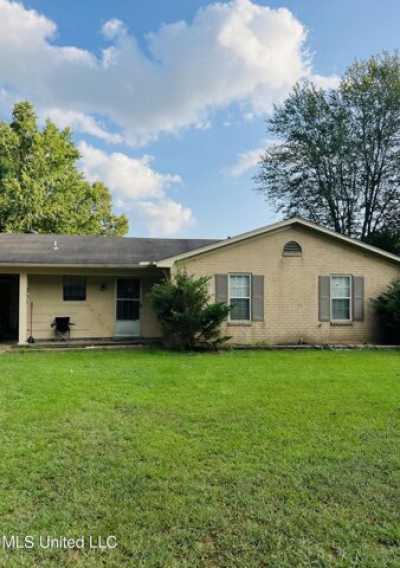 Home For Sale in Horn Lake, Mississippi