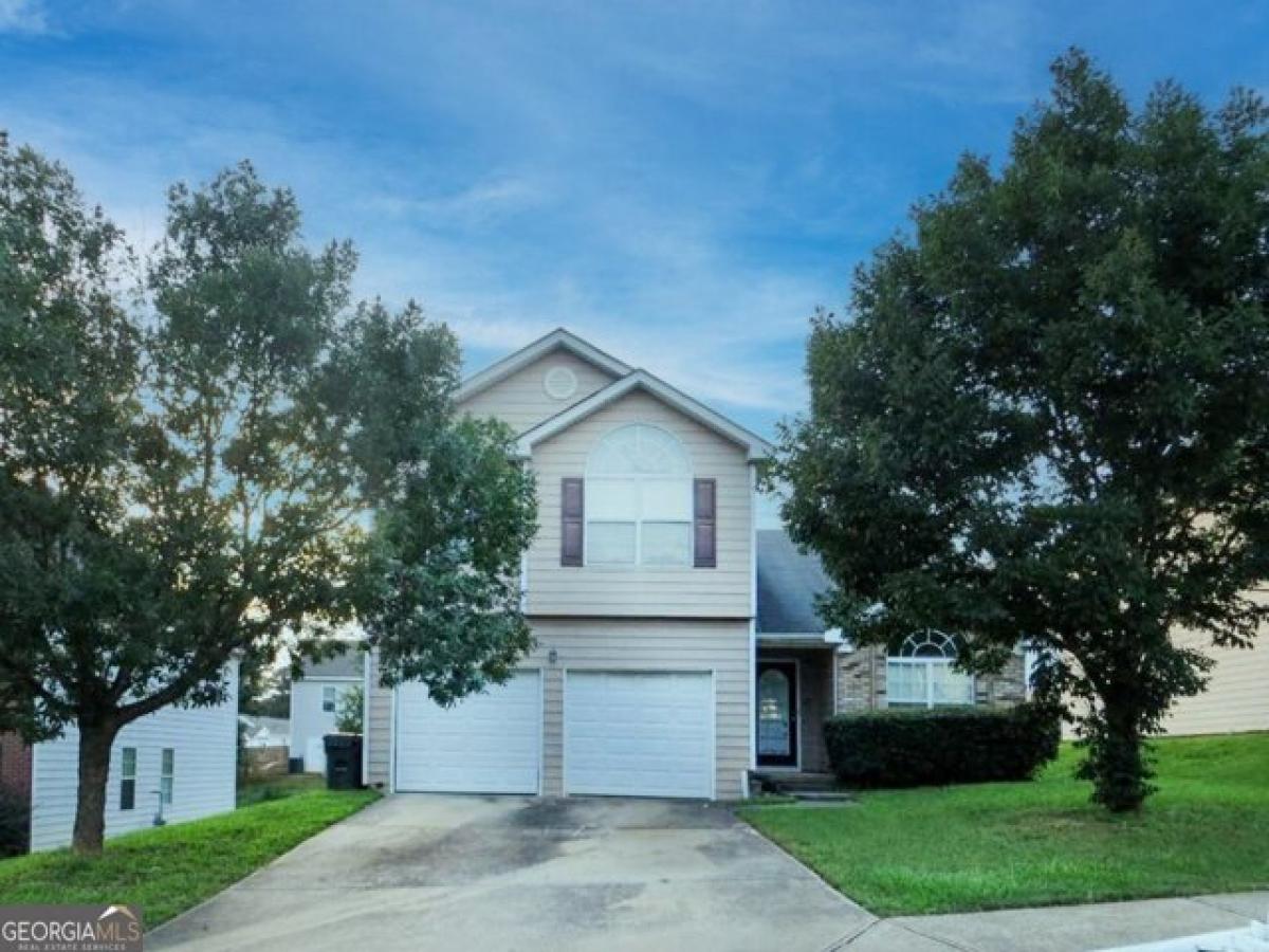 Picture of Home For Sale in East Point, Georgia, United States