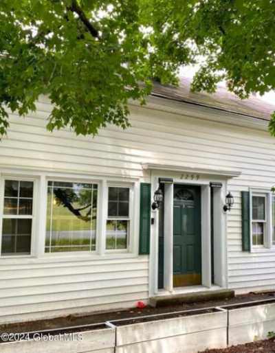 Home For Sale in Argyle, New York