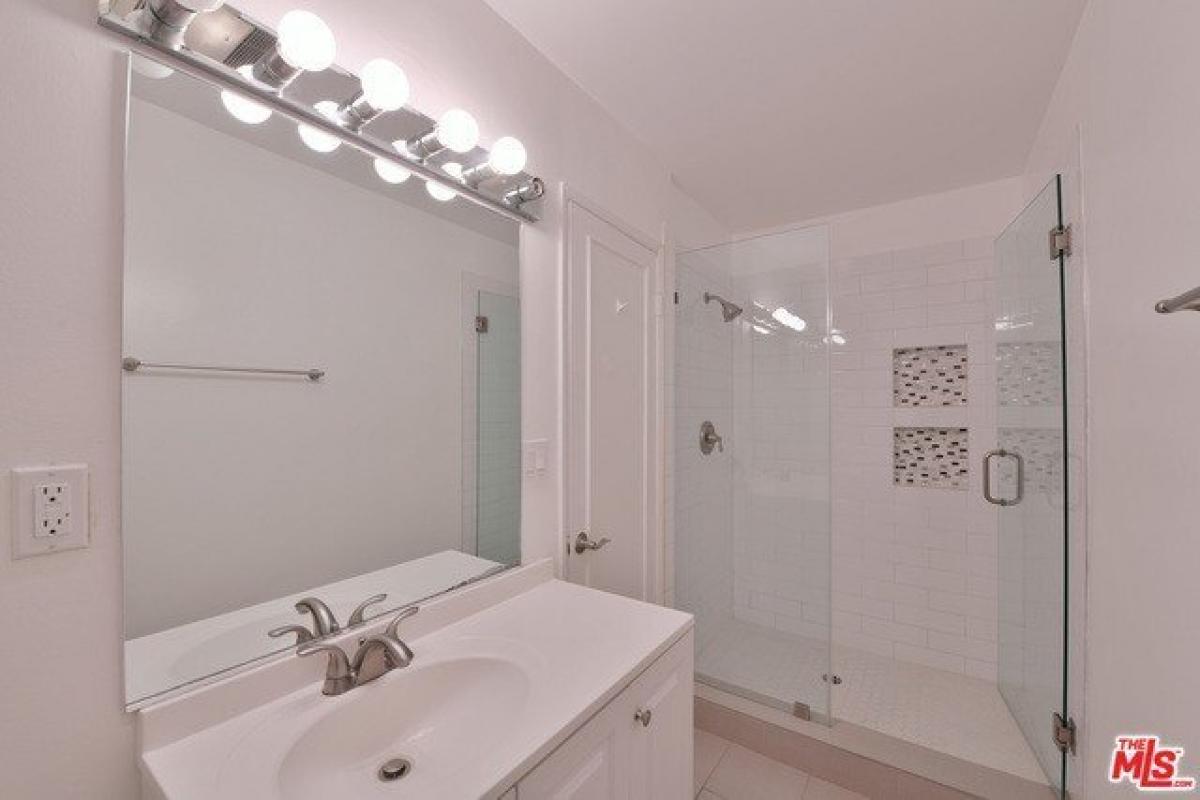 Picture of Apartment For Rent in Beverly Hills, California, United States