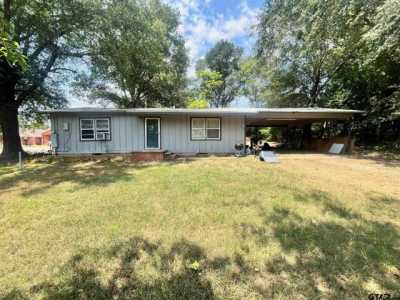 Home For Sale in Arp, Texas