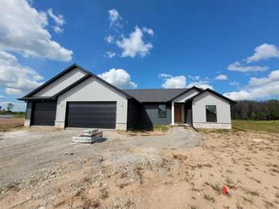 Home For Sale in Menasha, Wisconsin