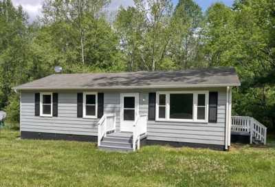 Home For Sale in Dillwyn, Virginia