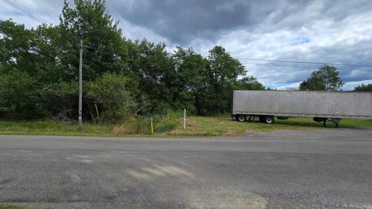 Picture of Residential Land For Sale in New Bethlehem, Pennsylvania, United States