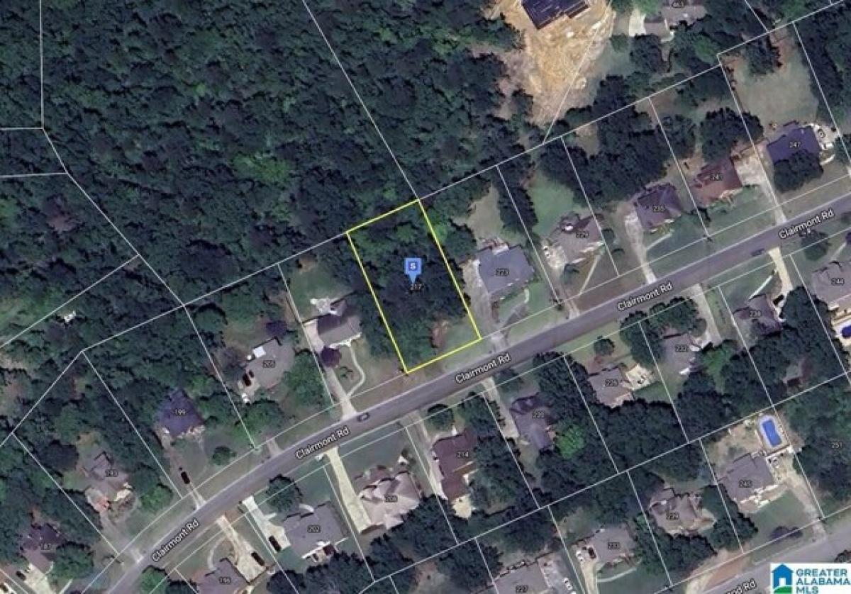 Picture of Residential Land For Sale in Sterrett, Alabama, United States