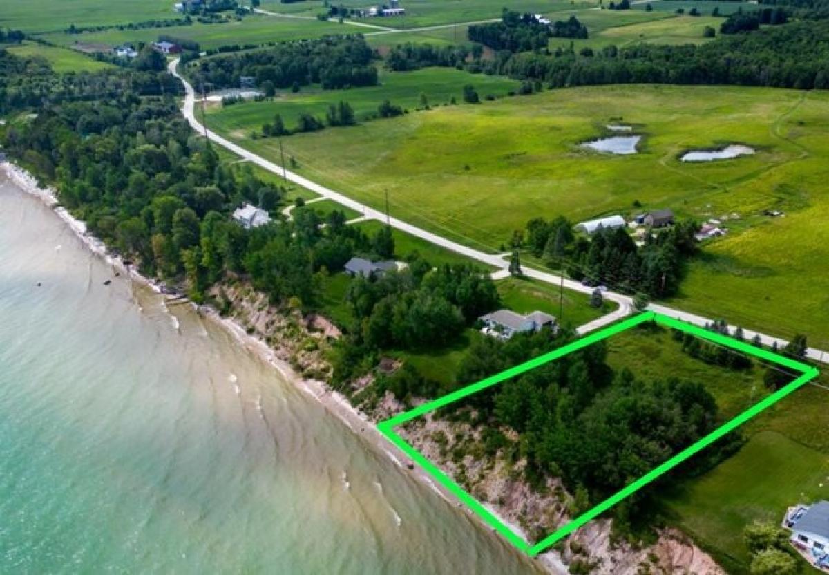 Picture of Residential Land For Sale in Kewaunee, Wisconsin, United States