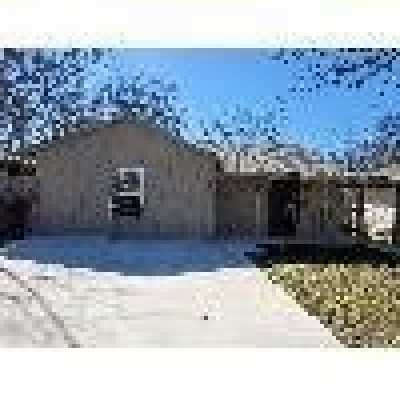 Home For Rent in Cleburne, Texas