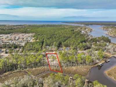 Residential Land For Sale in Freeport, Florida