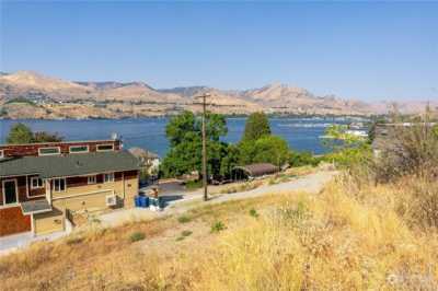 Residential Land For Sale in Chelan, Washington