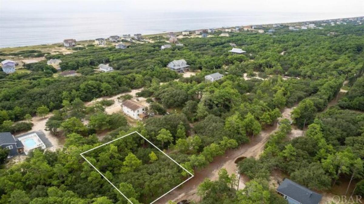 Picture of Residential Land For Sale in Corolla, North Carolina, United States