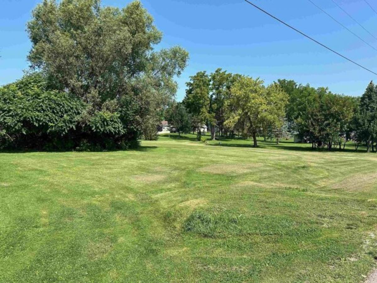 Picture of Residential Land For Sale in Fox Lake, Wisconsin, United States