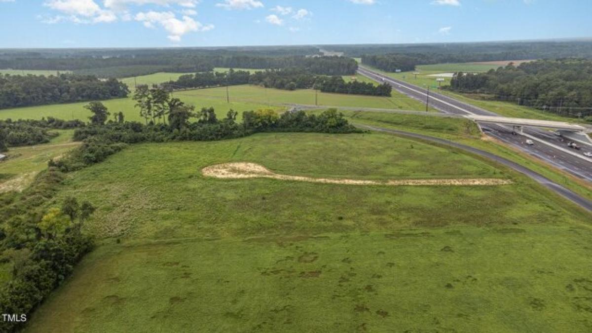 Picture of Residential Land For Sale in Godwin, North Carolina, United States