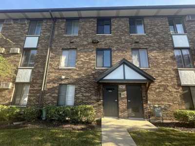 Home For Rent in Aurora, Illinois