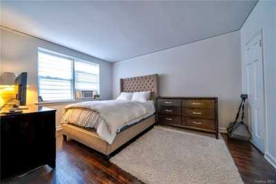 Apartment For Rent in Larchmont, New York