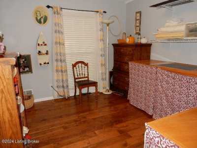 Home For Sale in Shepherdsville, Kentucky