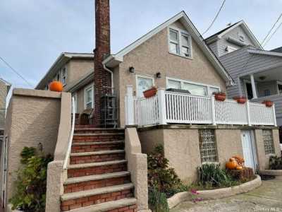 Apartment For Rent in East Atlantic Beach, New York