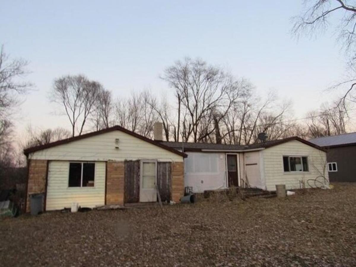 Picture of Home For Sale in Coldwater, Michigan, United States