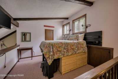 Home For Sale in Tannersville, Pennsylvania