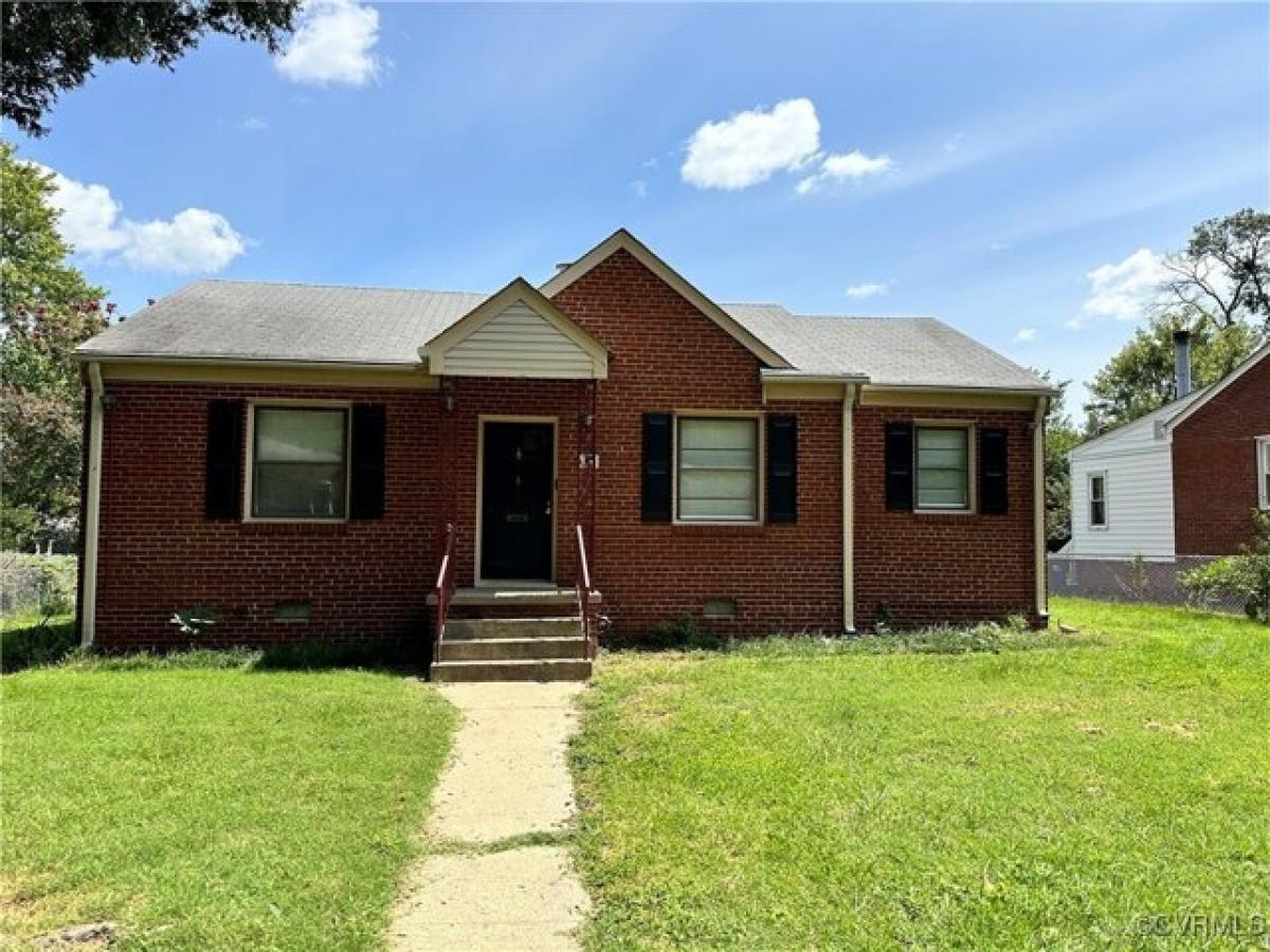 Picture of Home For Sale in Sandston, Virginia, United States