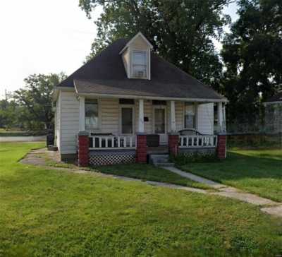 Home For Sale in Belleville, Illinois