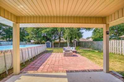 Home For Sale in Pace, Florida