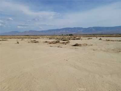 Residential Land For Sale in Lucerne Valley, California