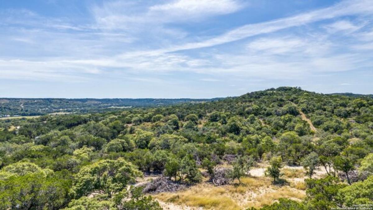 Picture of Residential Land For Sale in Boerne, Texas, United States