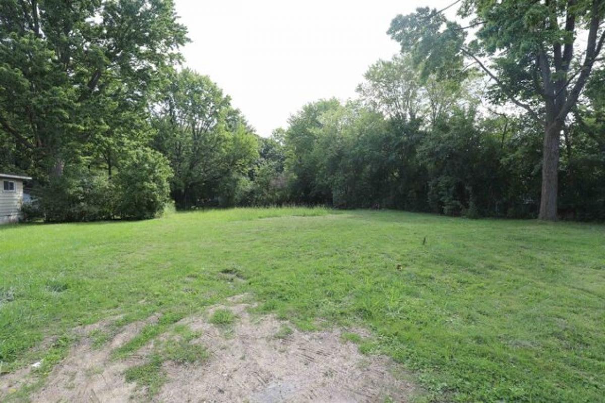 Picture of Residential Land For Rent in Flint, Michigan, United States