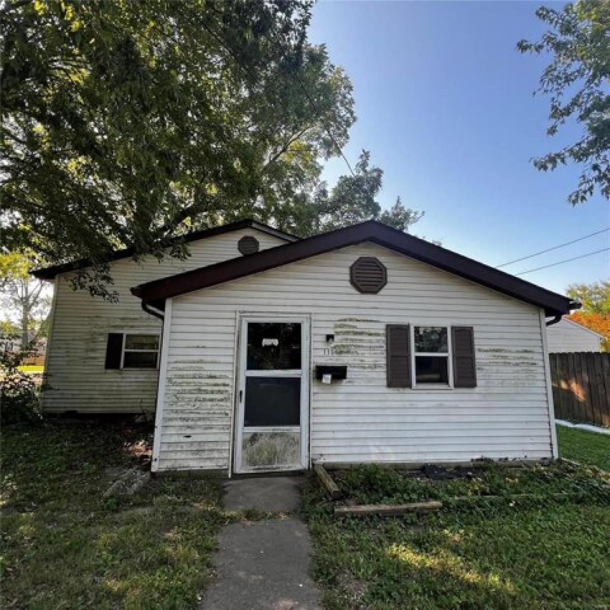 Picture of Home For Sale in Belleville, Illinois, United States