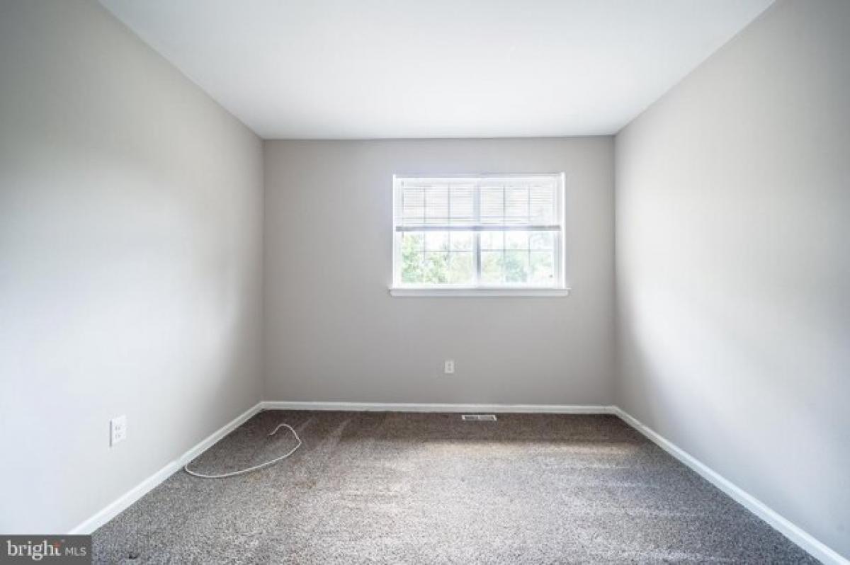 Picture of Home For Rent in Burlington, New Jersey, United States