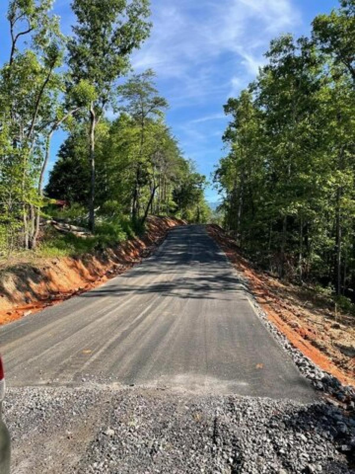 Picture of Residential Land For Sale in Franklin, North Carolina, United States