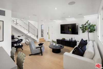 Home For Sale in Venice, California