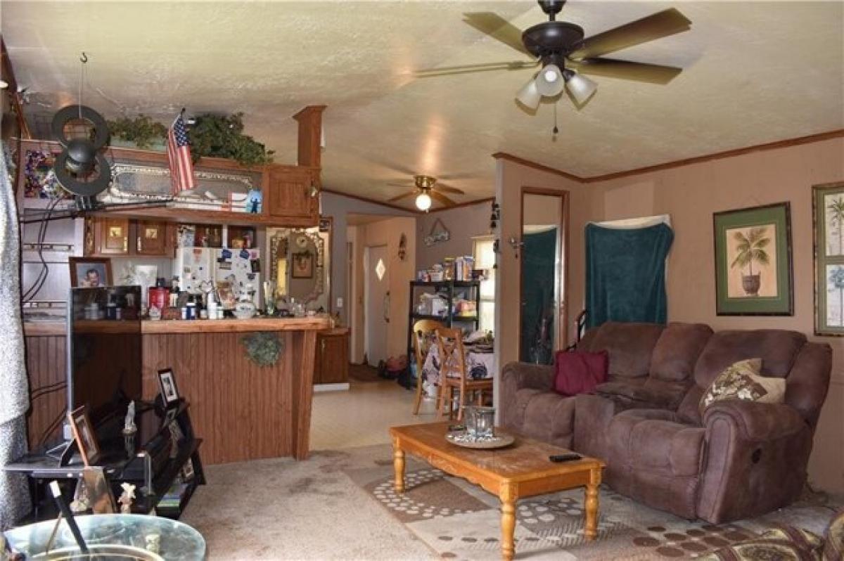 Picture of Home For Sale in Elkins, Arkansas, United States