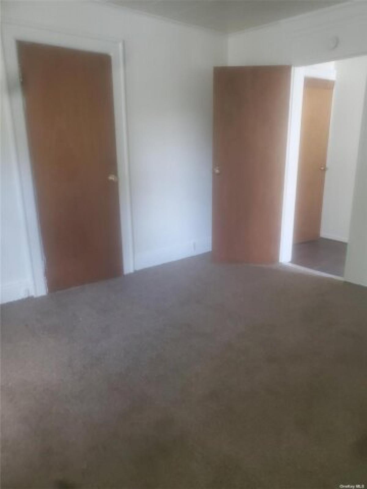 Picture of Home For Rent in Richmond Hill, New York, United States