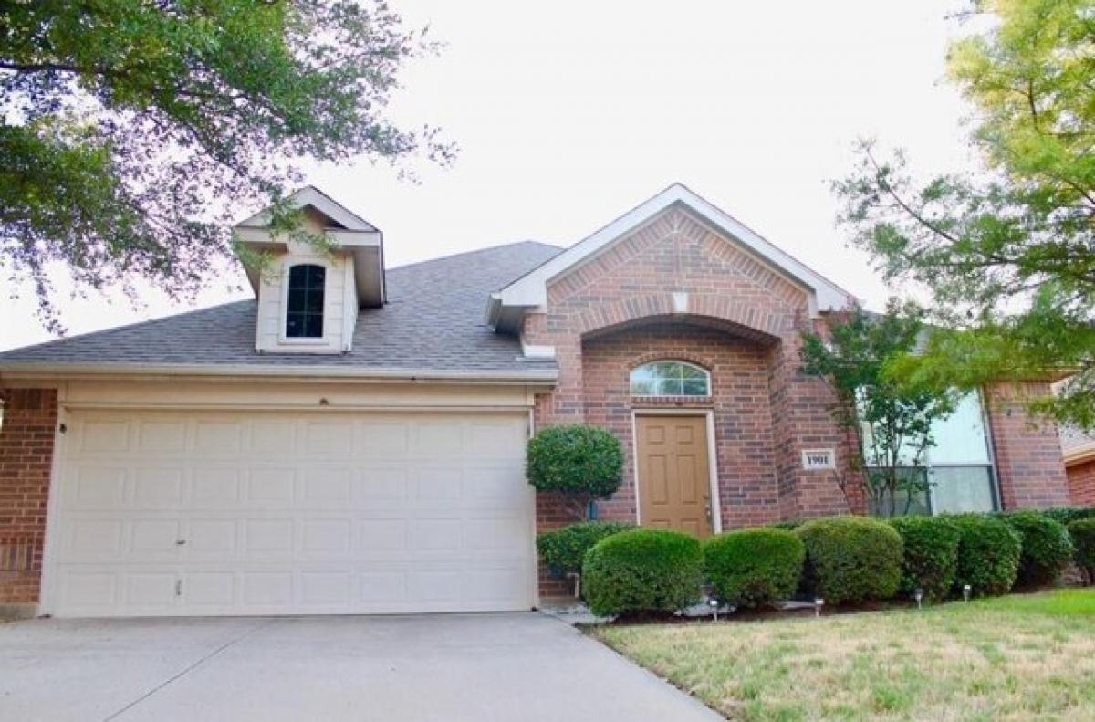 Picture of Home For Sale in Euless, Texas, United States