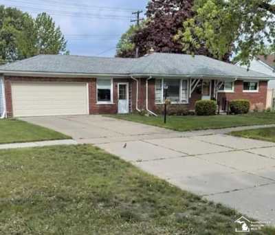 Home For Rent in Southgate, Michigan