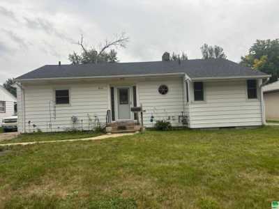 Home For Sale in Cherokee, Iowa