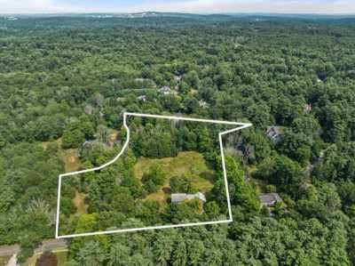 Residential Land For Sale in Weston, Massachusetts