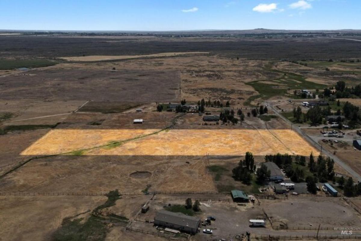 Picture of Residential Land For Sale in Shoshone, Idaho, United States